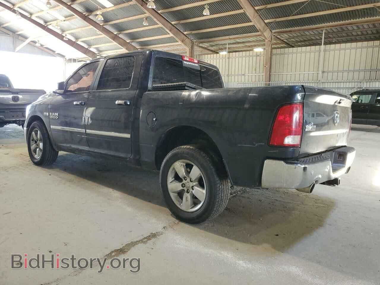 2017 RAM 1500 - VIN: 3C6RR6LT7HG790448 - Фото 2