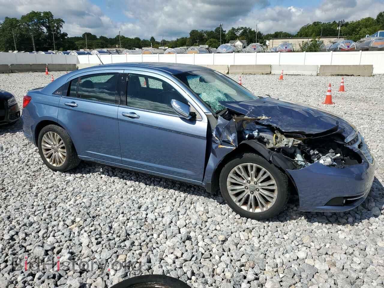 2011 CHRYSLER 200 - VIN: 1C3BC2FG0BN607462 - Фото 4