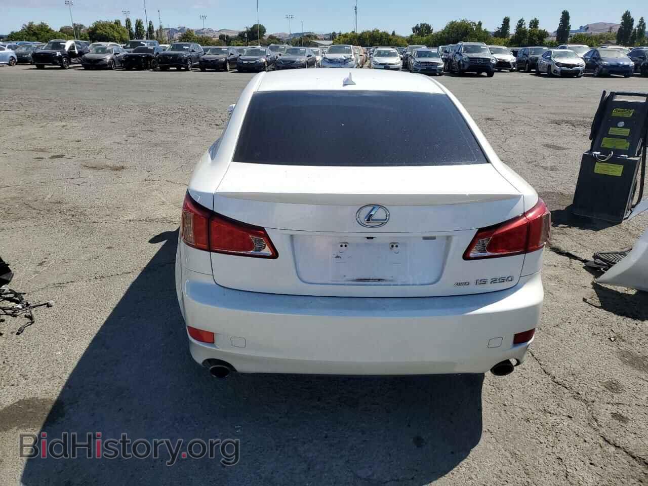 2011 LEXUS IS - VIN: JTHCF5C20B5048799 - Photo 6