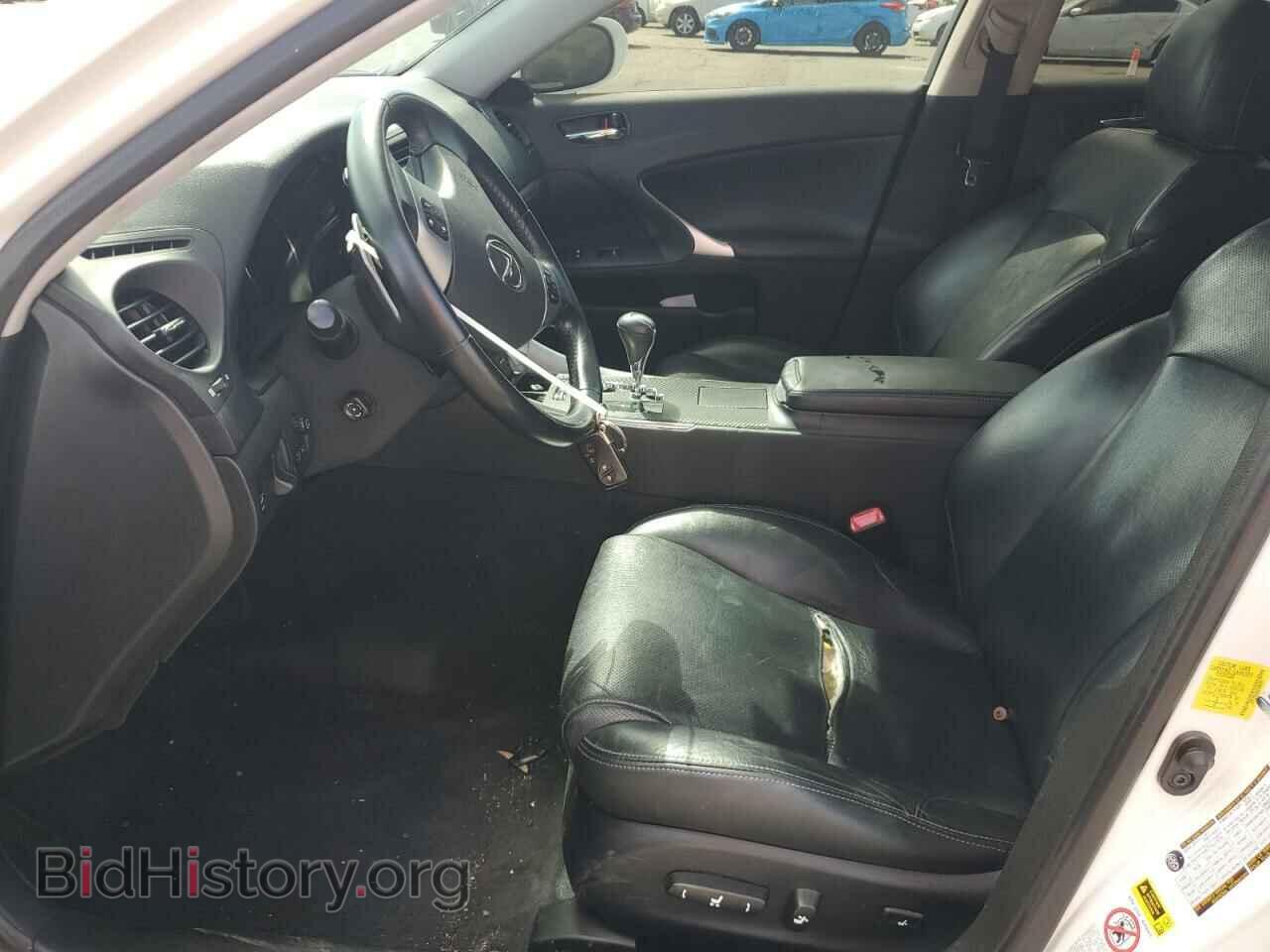 2011 LEXUS IS - VIN: JTHCF5C20B5048799 - Photo 7
