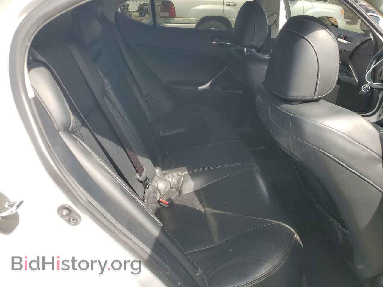 2011 LEXUS IS - VIN: JTHCF5C20B5048799 - Photo 10