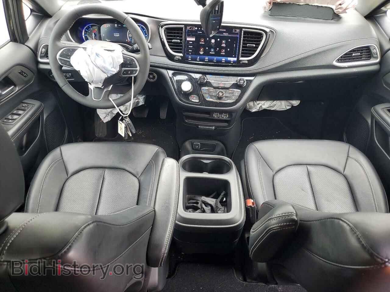 2025 CHRYSLER PACIFICA - VIN: 2C4RC1S74SR572728 - Photo 8