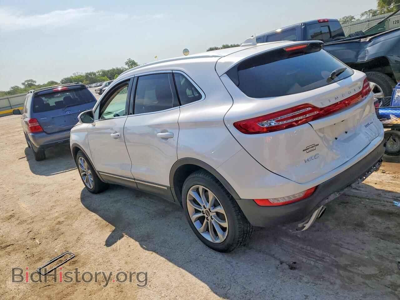 2017 LINCOLN MKC - VIN: 5LMCJ2D99HUL40730 - Photo 2