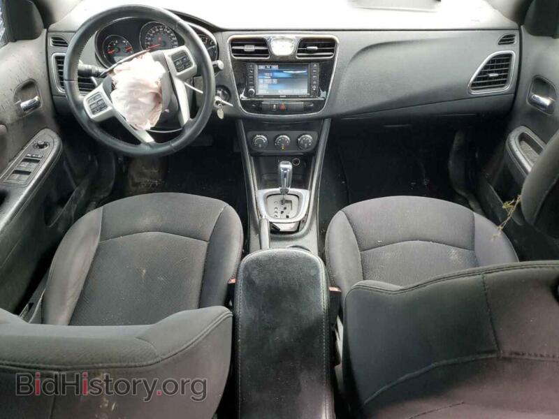 2013 Chrysler 200 (VIN 1C3CCBBB3DN600264) — фото 8 из 13