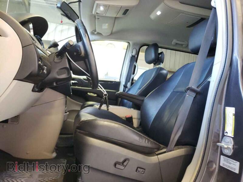 2015 Chrysler MINIVAN (VIN 2C4RC1BG1FR537800) — photo 7 of 13