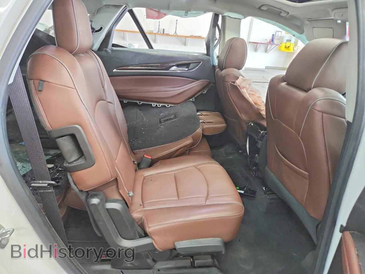 2018 BUICK ENCLAVE - VIN: 5GAEVCKW2JJ250332 - Photo 11