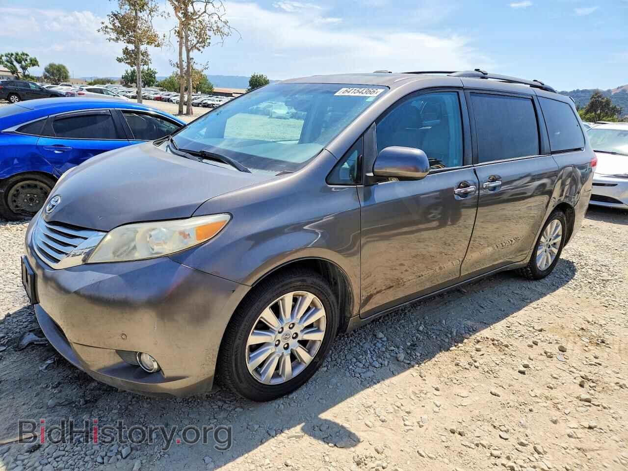 Фотография 5TDDK3DCXBS022895 - TOYOTA SIENNA 2011