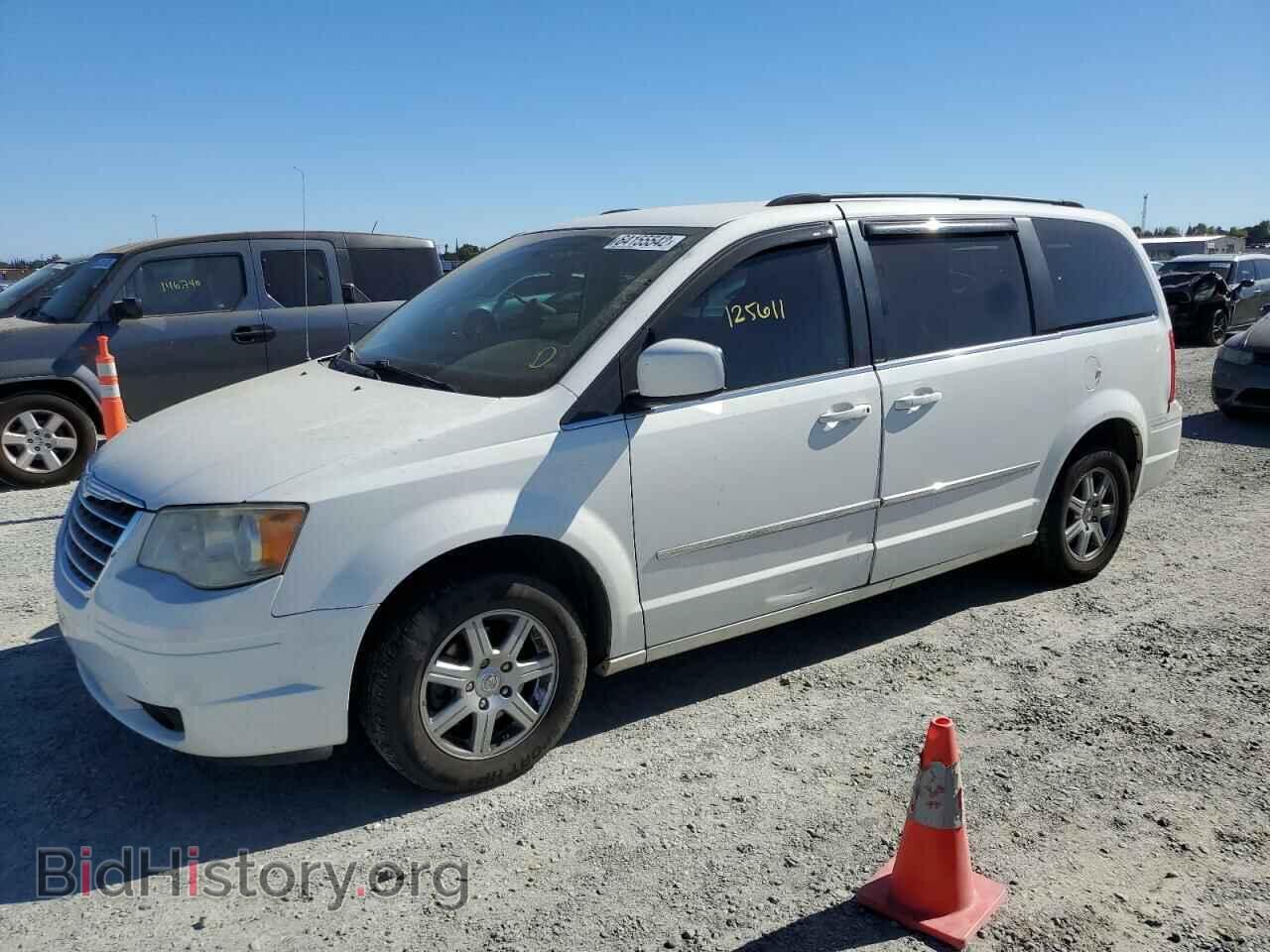 2010 CHRYSLER MINIVAN - VIN: 2A4RR5D1XAR491613 - Photo 2