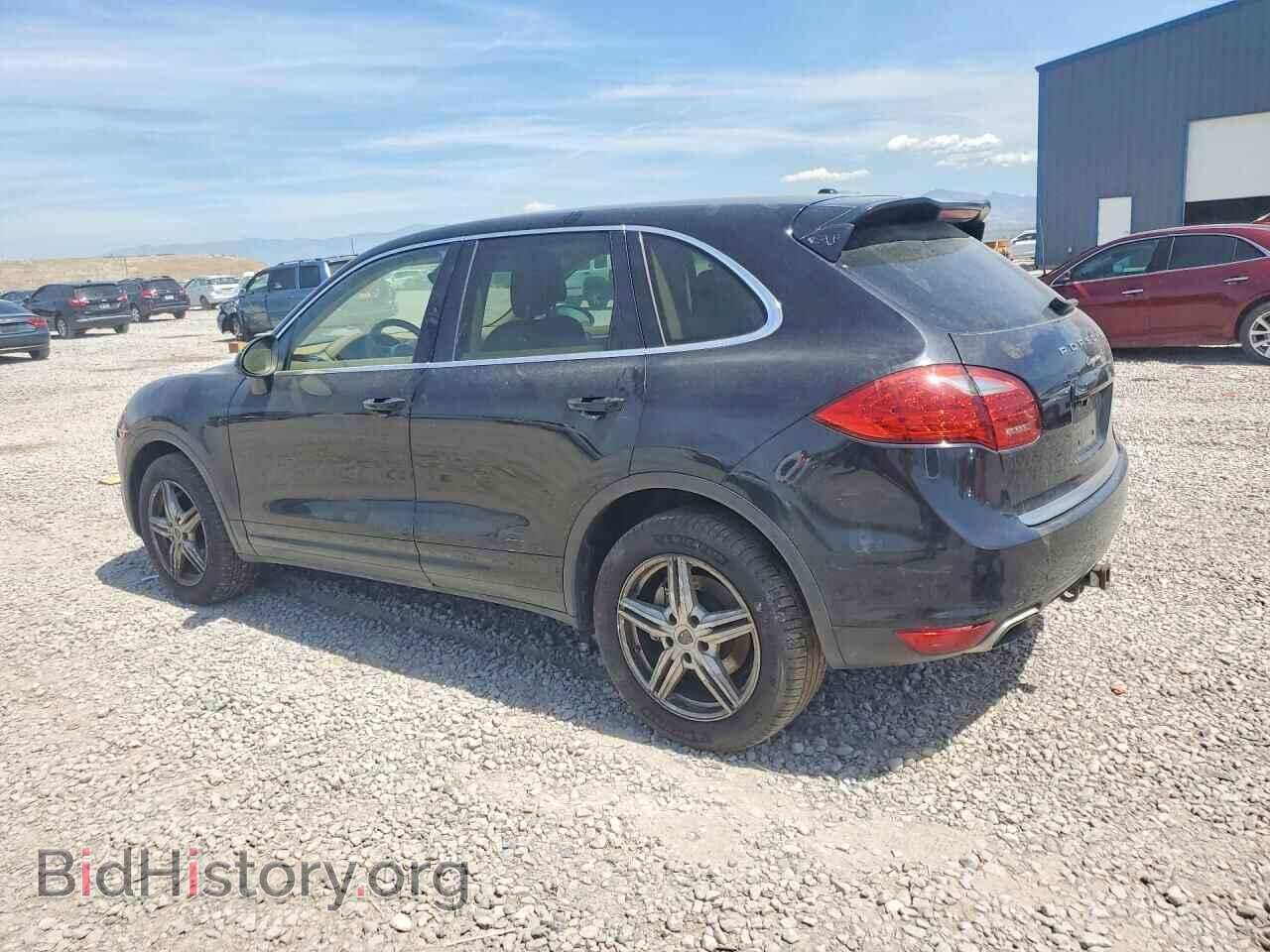 2011 PORSCHE CAYENNE - VIN: WP1AB2A23BLA44357 - Фото 2