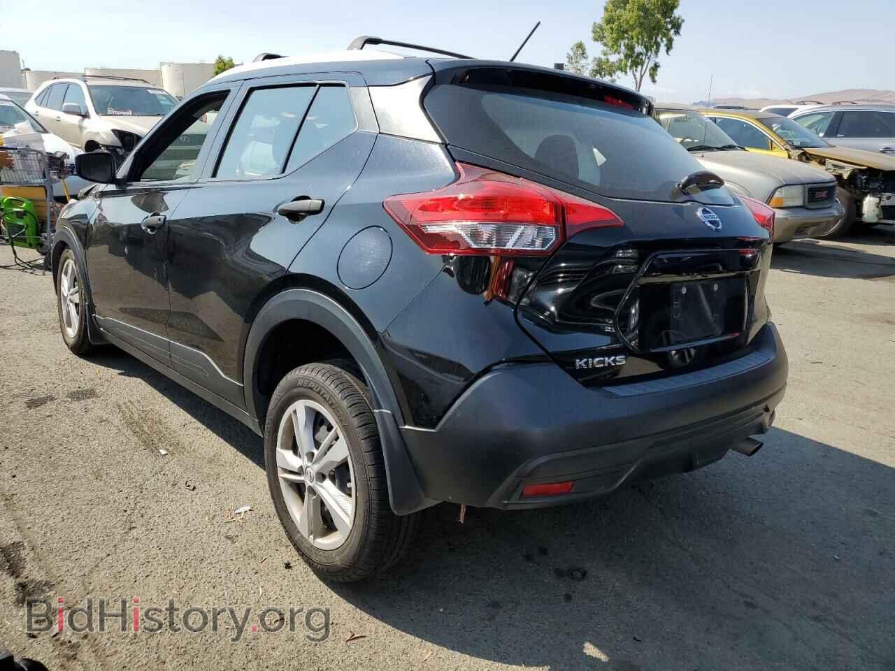 2019 NISSAN KICKS - VIN: 3N1CP5CU3KL511960 - Фото 2