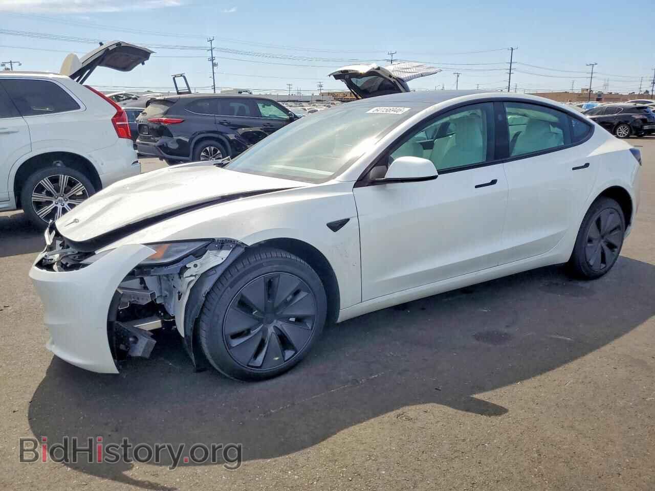 Фотография 5YJ3E1EA2TF121141 - TESLA MODEL 3 2026