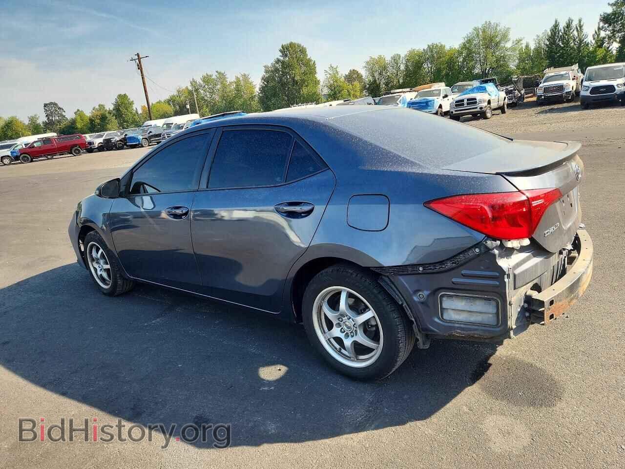 2018 TOYOTA COROLLA - VIN: 5YFBURHE8JP851116 - Фото 2