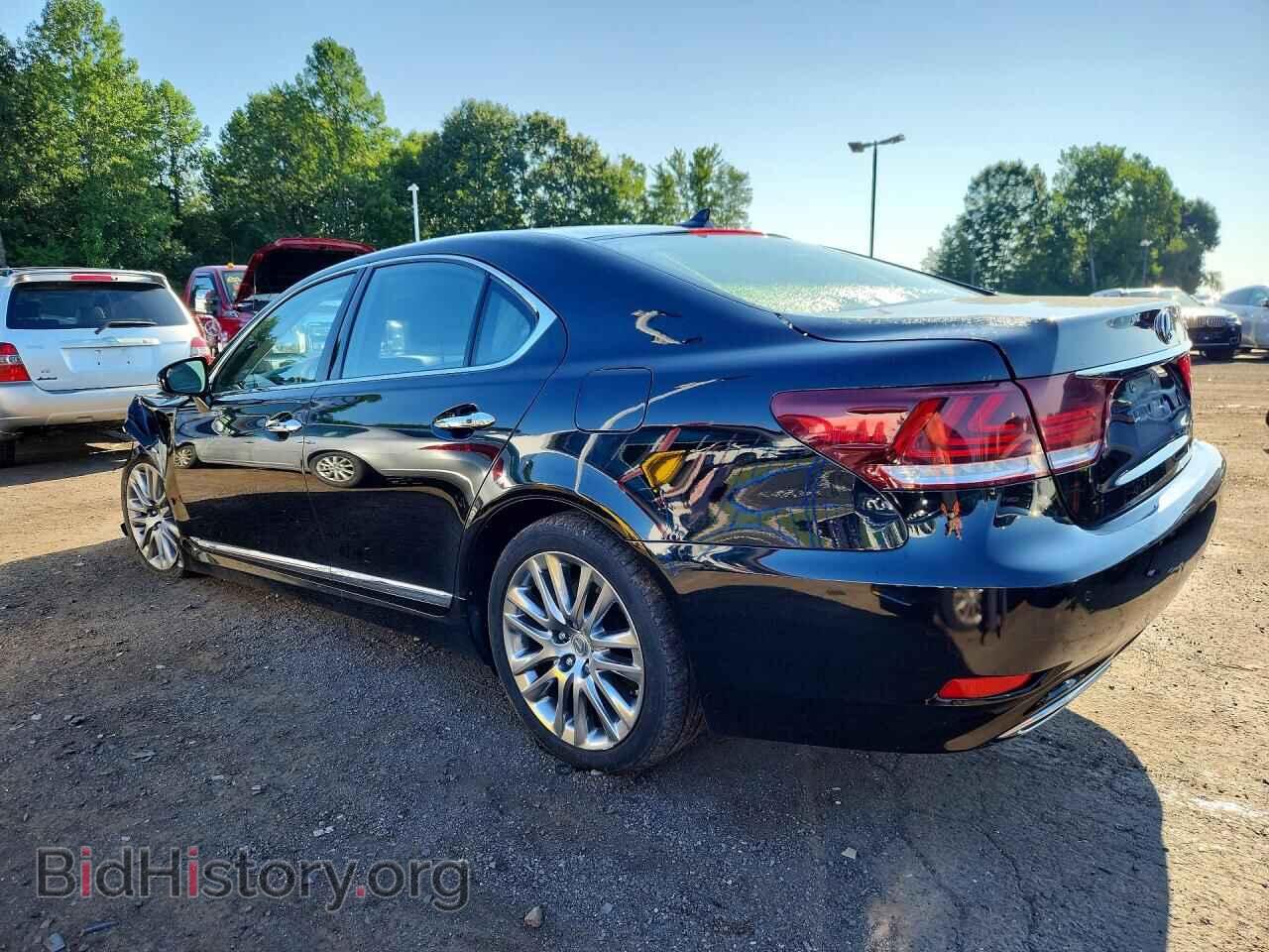2013 LEXUS LS460 - VIN: JTHCL1EF5D5018427 - Photo 2