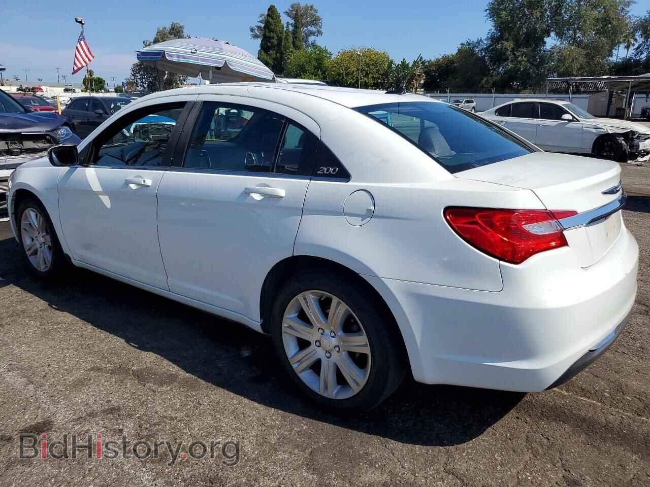 2012 CHRYSLER 200 - VIN: 1C3CCBAB7CN317432 - Photo 2