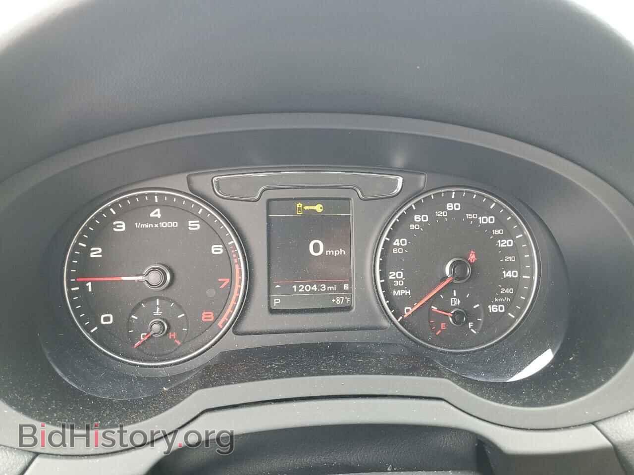 2016 AUDI Q3 - VIN: WA1GFCFS0GR009675 - Фото 9