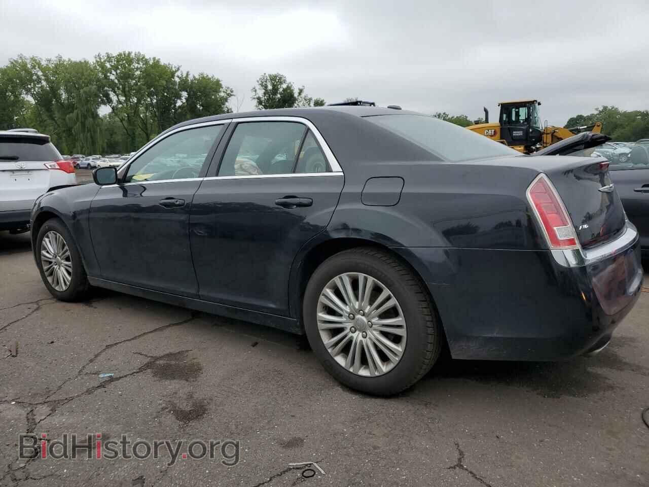 2014 CHRYSLER 300 - VIN: 2C3CCARG8EH301875 - Фото 2