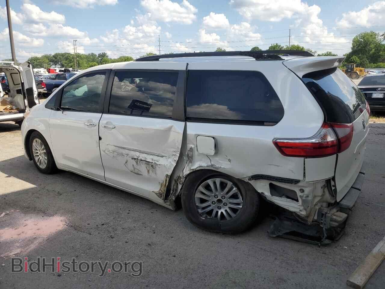 2015 TOYOTA All Models - VIN: 5TDYK3DC4FS603820 - Фото 2