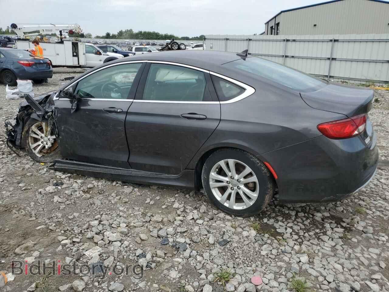 2017 CHRYSLER 200 - VIN: 1C3CCCAB0HN501933 - Фото 2