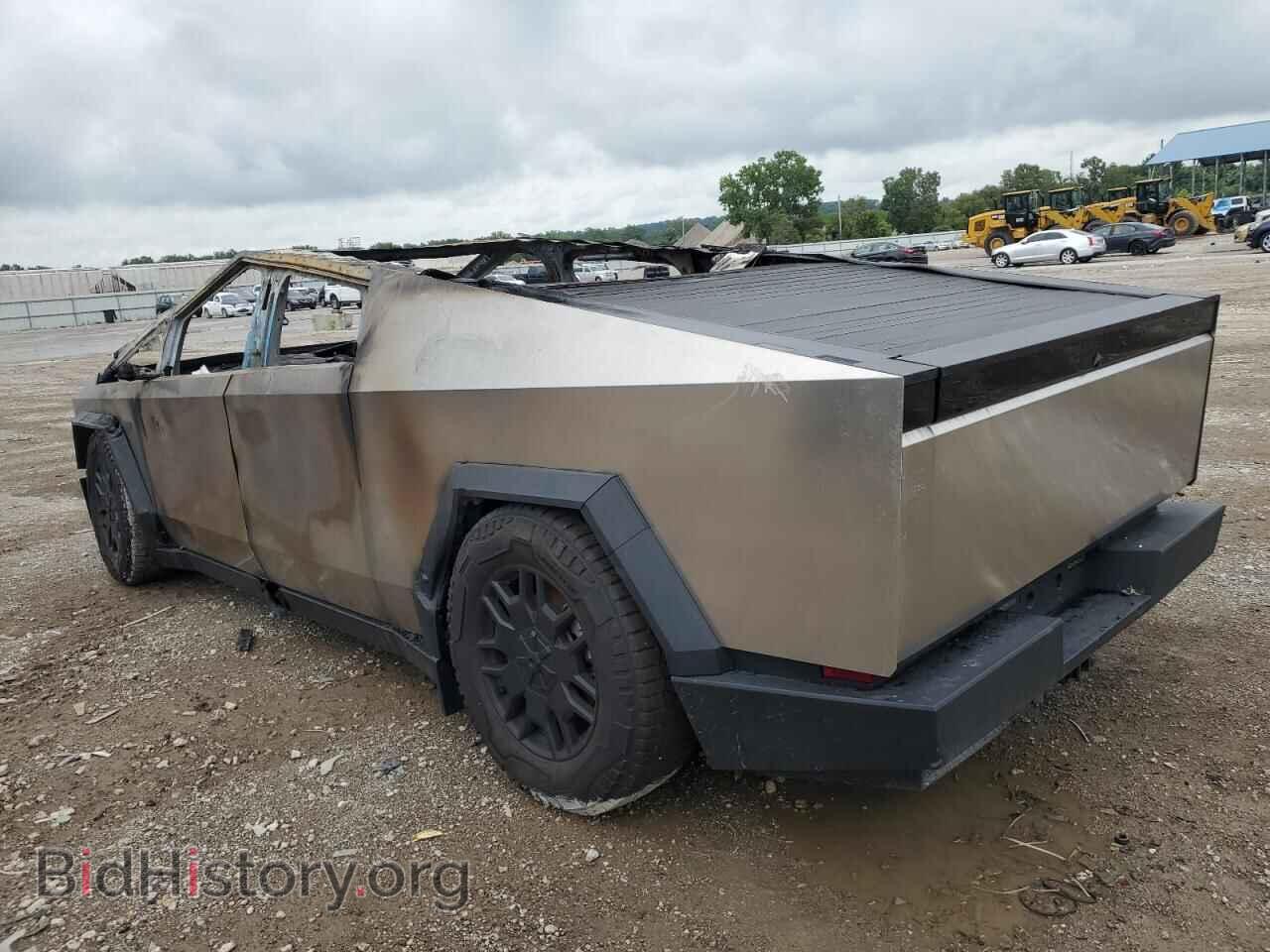 2024 TESLA CYBERTRUCK - VIN: 7G2CEHEE6RA036124 - Фото 2