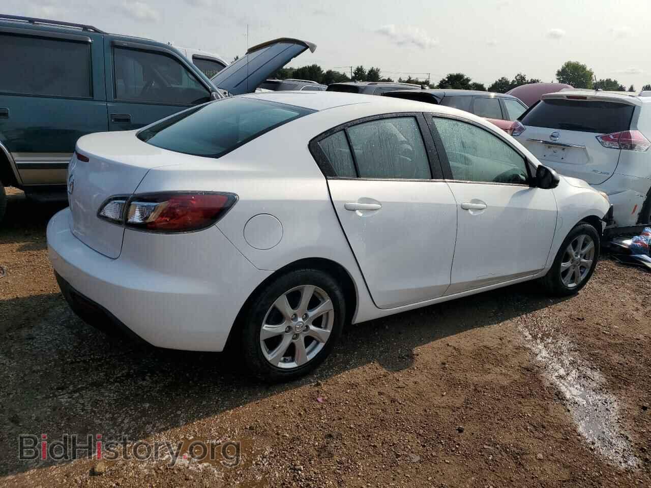 2011 MAZDA 3 - VIN: JM1BL1VF3B1900519 - Фото 3