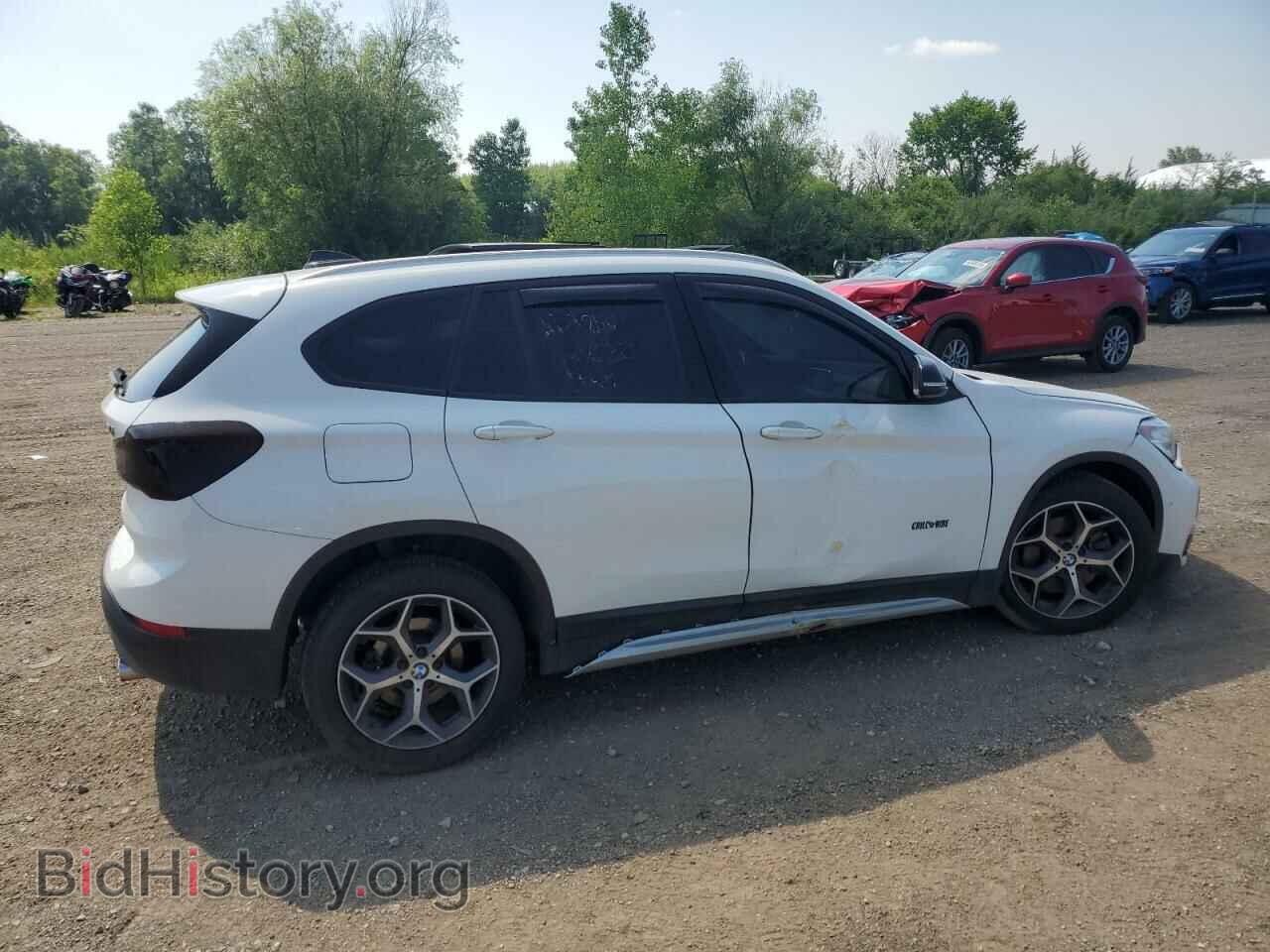 2017 BMW X1 - VIN: WBXHT3C38H5F75940 - Фото 3
