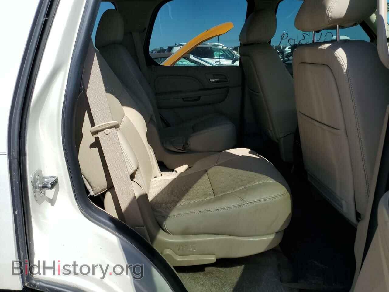 2011 CADILLAC ESCALADE - VIN: 1GYS3AEF3BR265166 - Фото 6