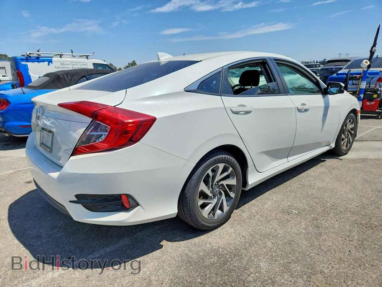 2017 HONDA CIVIC - VIN: 2HGFC2F73HH521191 - Фото 3
