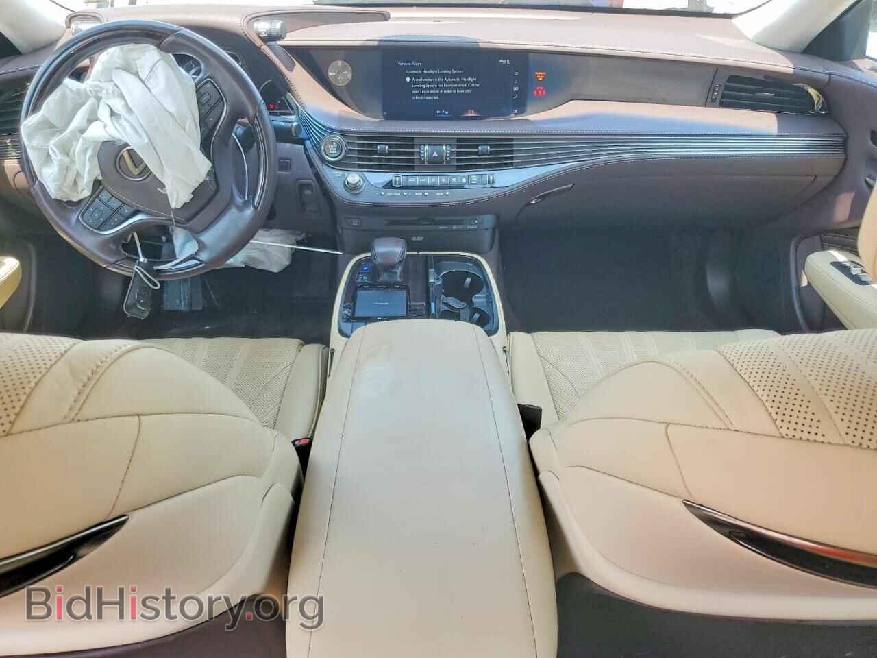 2018 LEXUS LS500 - VIN: JTHC51FF2J5004280 - Photo 8