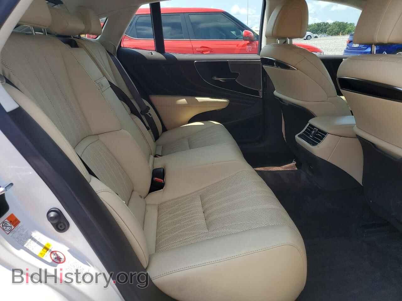 2018 LEXUS LS500 - VIN: JTHC51FF2J5004280 - Photo 10