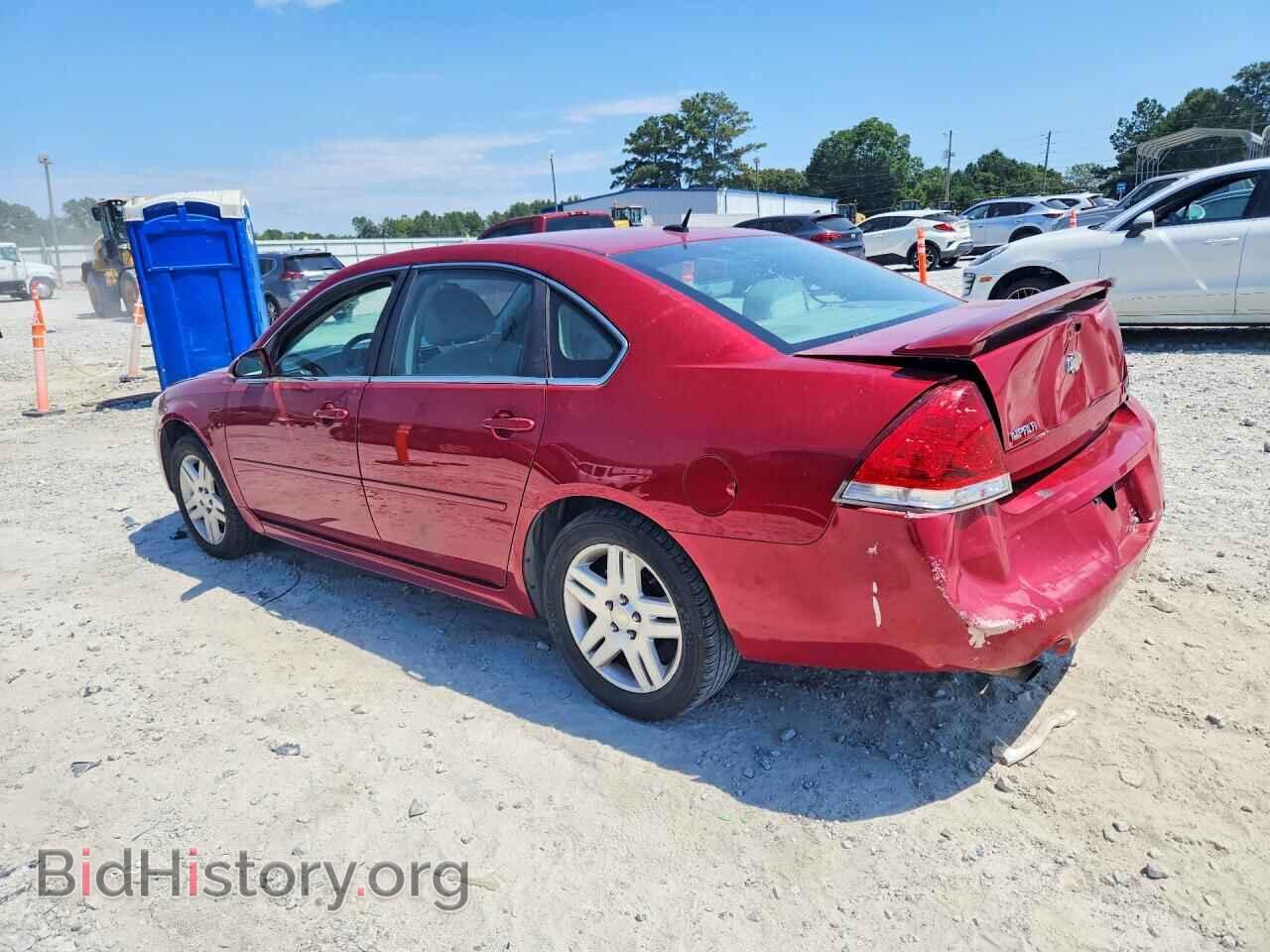 2013 CHEVROLET IMPALA - VIN: 2G1WB5E32D1113746 - Фото 2