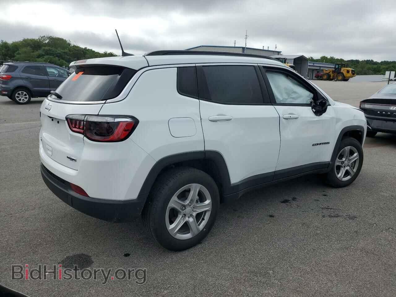 2024 JEEP COMPASS - VIN: 3C4NJDBN0RT607051 - Фото 3