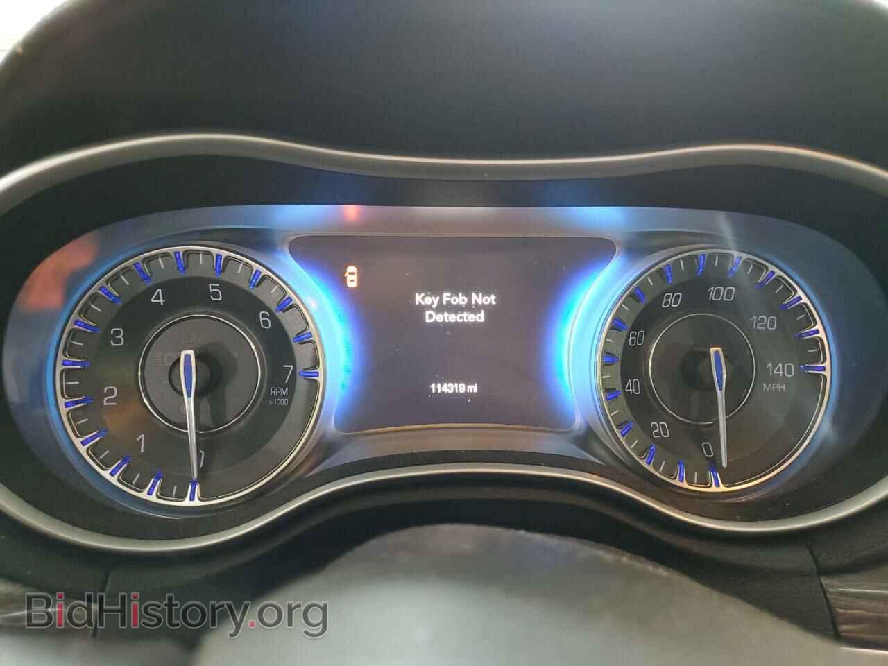 2015 CHRYSLER 300 - VIN: 2C3CCARG8FH782082 - Фото 9
