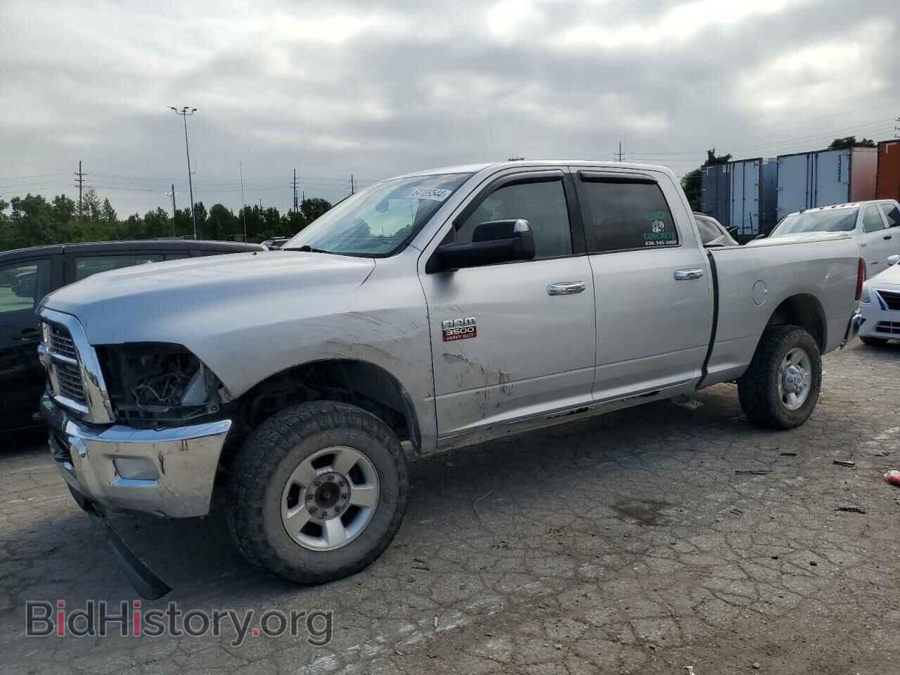 Photo 3D73Y3CL5BG505744 - DODGE All Models 2011