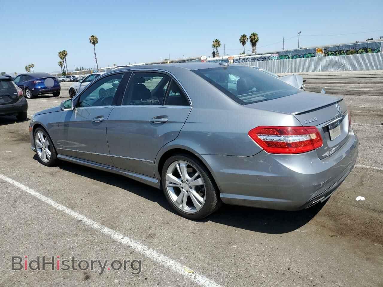 2012 MERCEDES-BENZ E-CLASS - VIN: WDDHF5KB4CA537293 - Фото 2