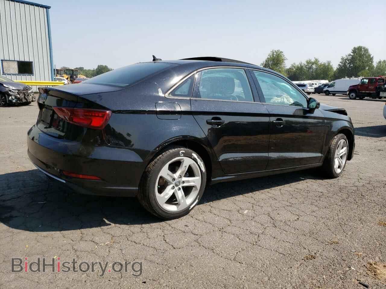 2017 AUDI A3 - VIN: WAUAUGFFXH1025679 - Фото 3