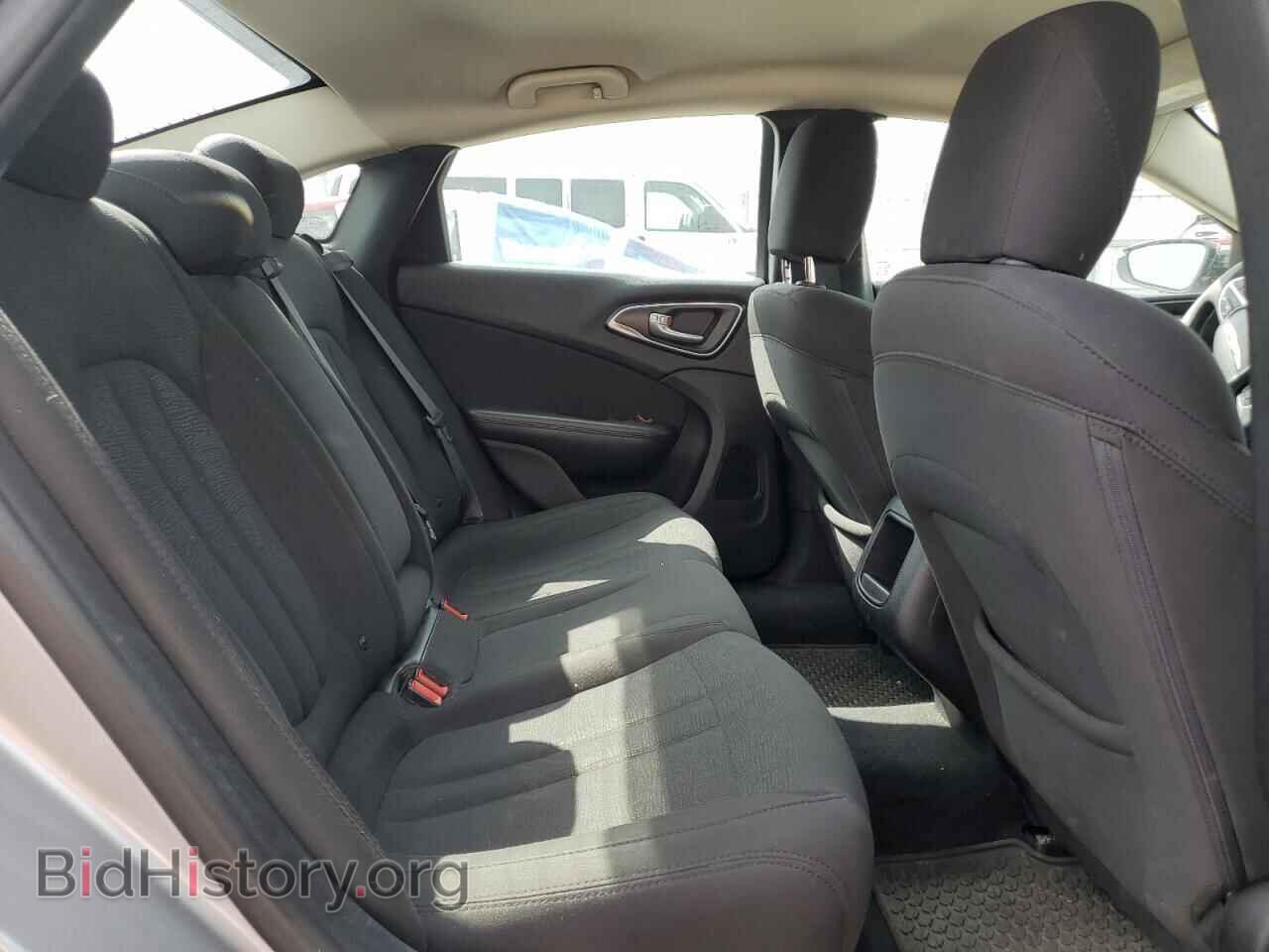 2015 CHRYSLER 200 - VIN: 1C3CCCAB3FN702853 - Фото 10