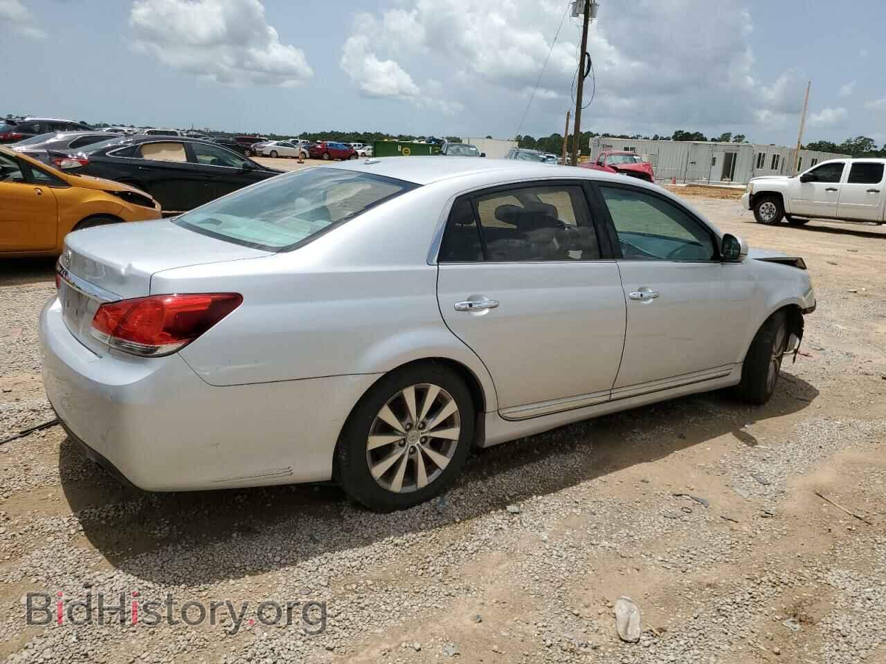 2011 TOYOTA AVALON - VIN: 4T1BK3DB4BU372836 - Фото 3