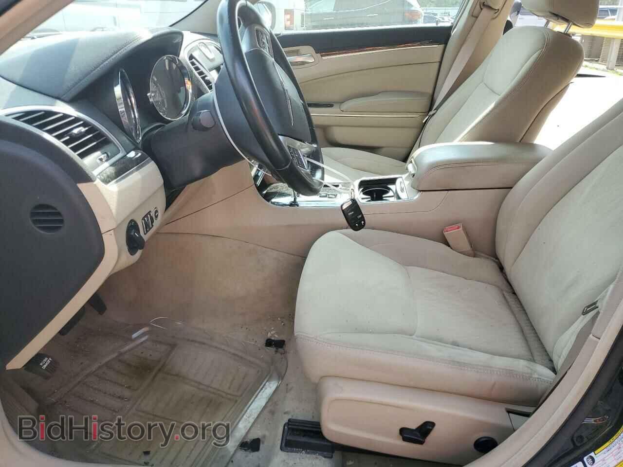 2012 CHRYSLER 300 - VIN: 2C3CCAAG4CH107370 - Фото 7