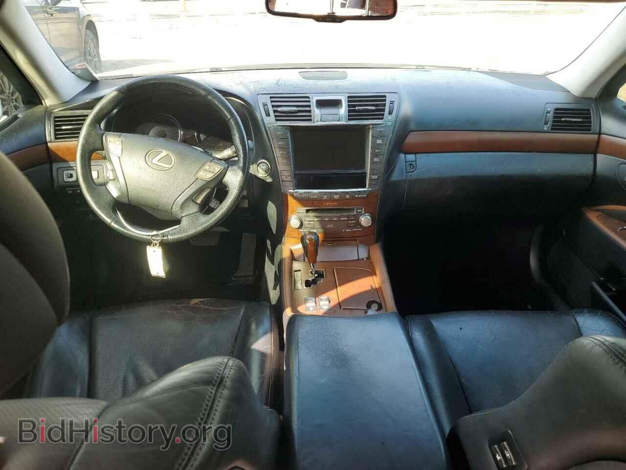 2012 LEXUS LS460 - VIN: JTHBL5EF1C5109731 - Photo 8