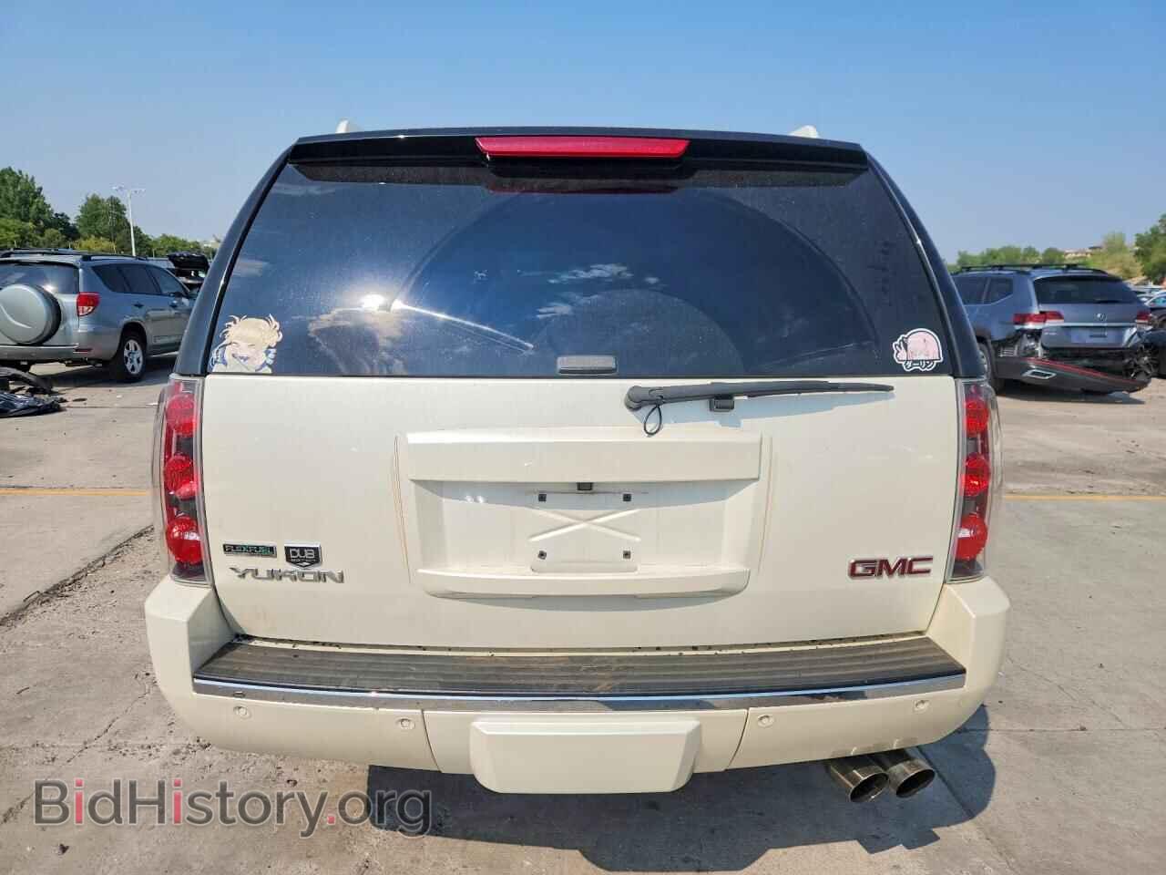 2011 GMC YUKON - VIN: 1GKS2EEF9BR349996 - Photo 6