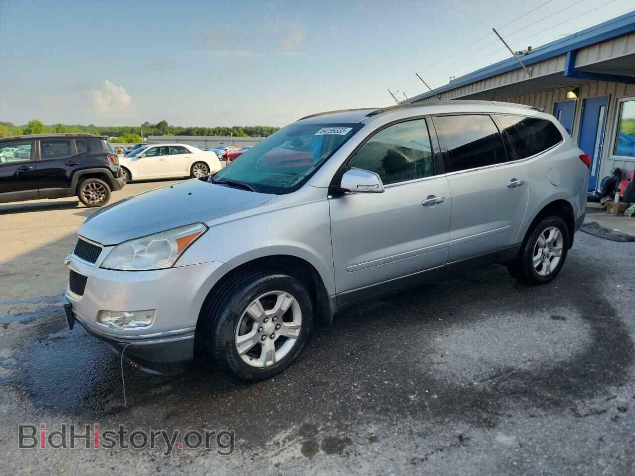 Фотография 1GNLRFED9AJ259722 - CHEVROLET TRAVERSE 2010