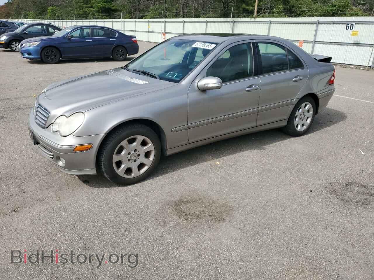 Фотография WDBRF81J75F691879 - MERCEDES-BENZ C-CLASS 2005