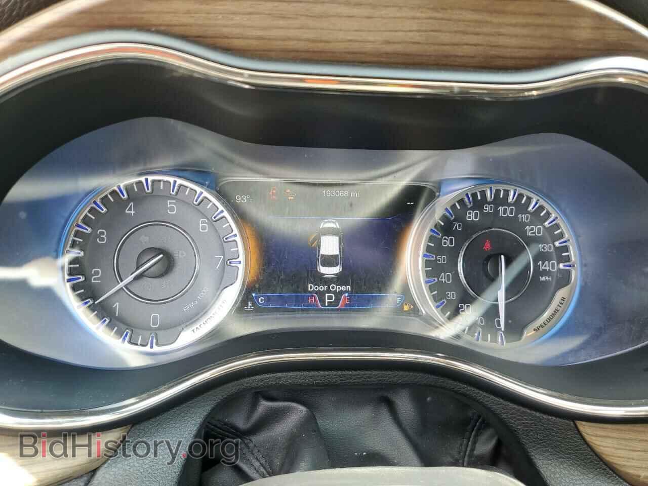 2015 CHRYSLER 200 - VIN: 1C3CCCEG3FN589332 - Фото 9