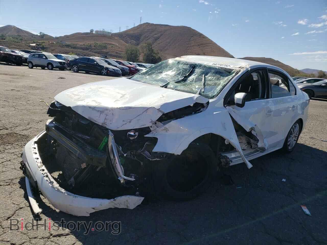 2017 VOLKSWAGEN JETTA - VIN: 3VW2B7AJ5HM204379 - Фото 2