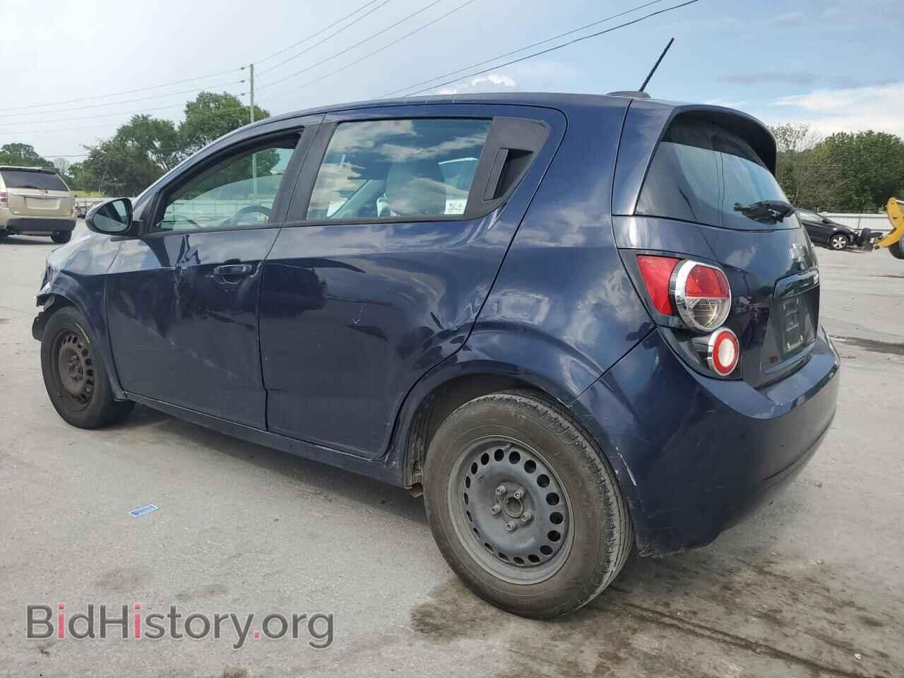 2015 CHEVROLET SONIC - VIN: 1G1JA6SH0F4144956 - Фото 2
