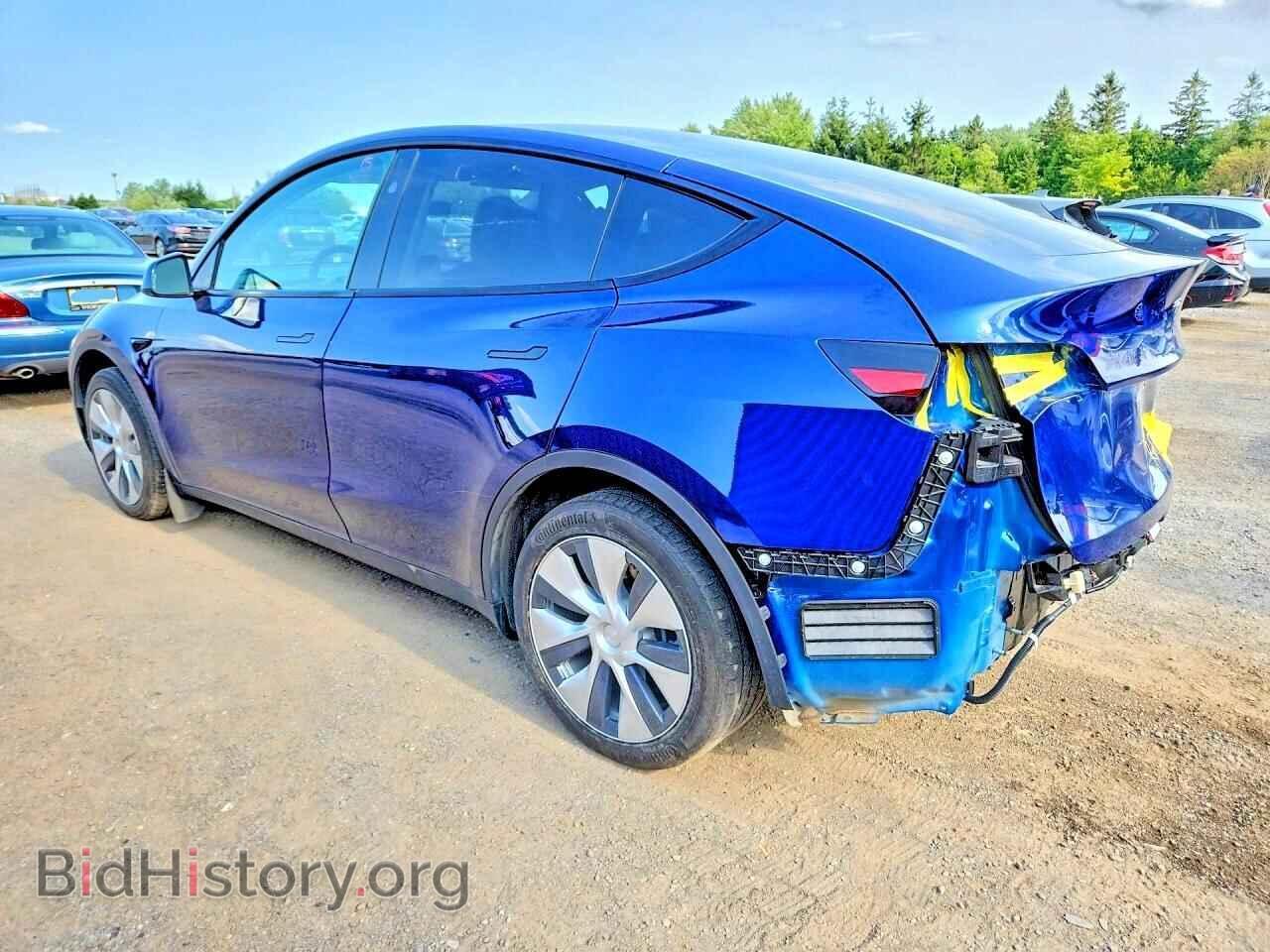 2024 TESLA MODEL Y - VIN: 7SAYGDED4RF993098 - Photo 2