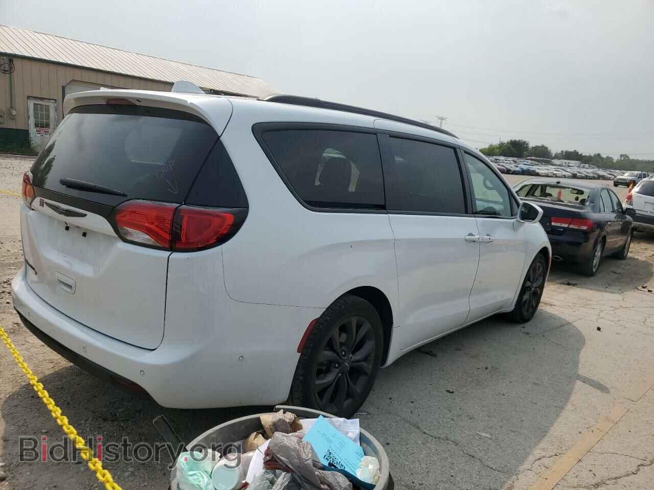 2020 CHRYSLER PACIFICA - VIN: 2C4RC1FGXLR146490 - Фото 3