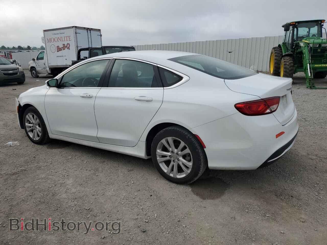 2015 CHRYSLER 200 - VIN: 1C3CCCAB2FN741630 - Фото 2