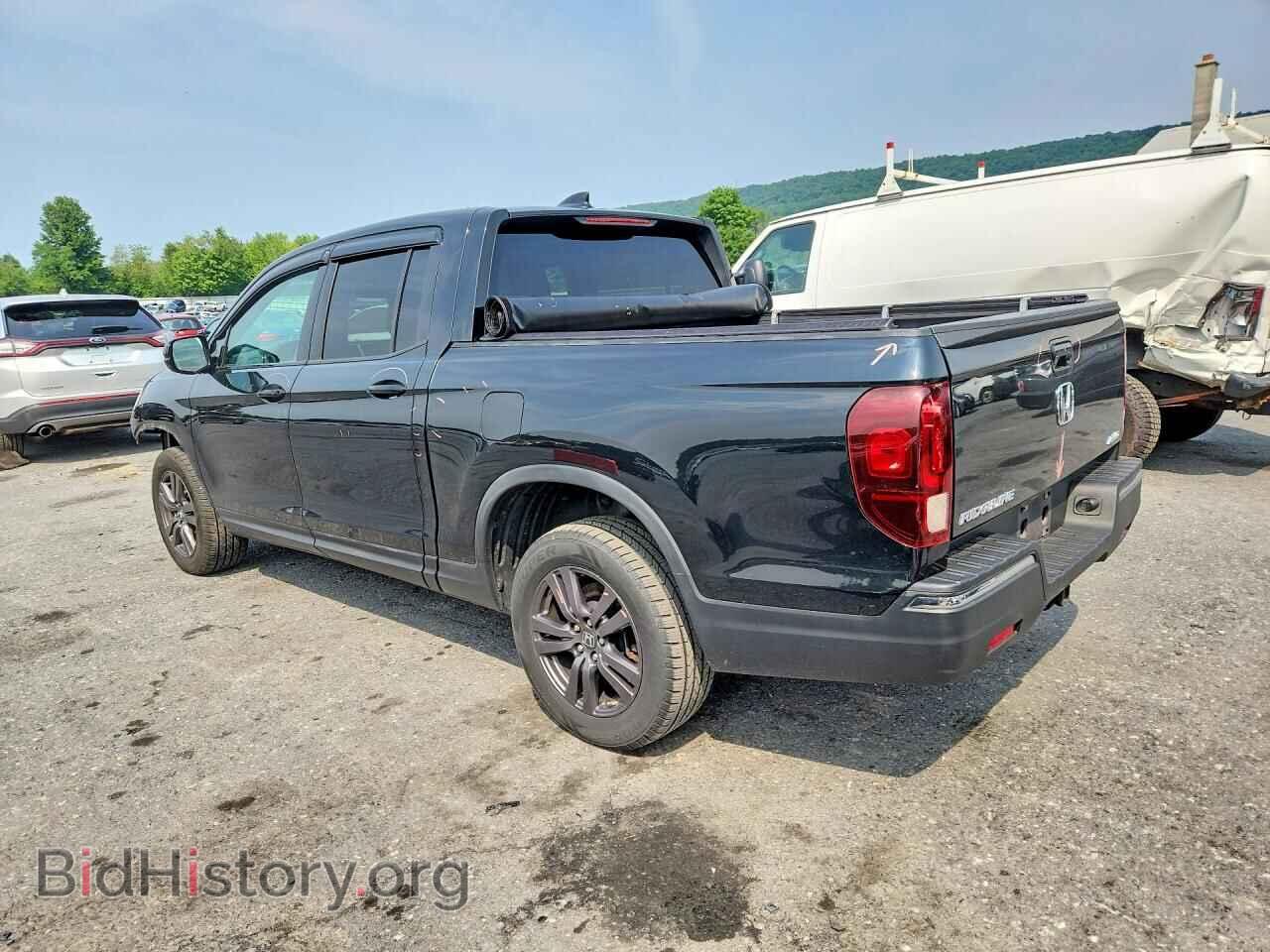 2017 HONDA RIDGELINE - VIN: 5FPYK3F1XHB012790 - Фото 2