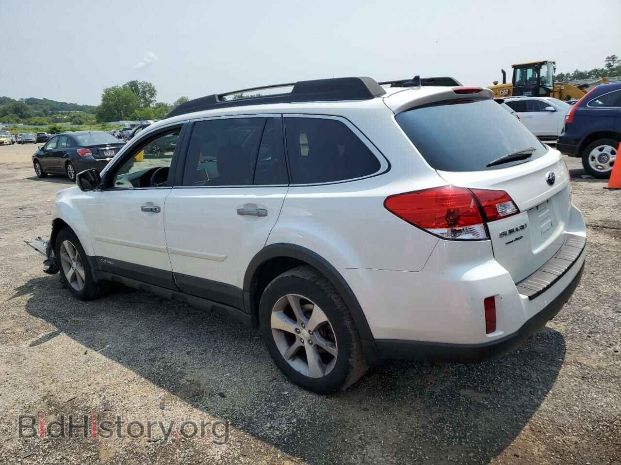 2014 SUBARU OUTBACK - VIN: 4S4BRBPCXE3305467 - Фото 2